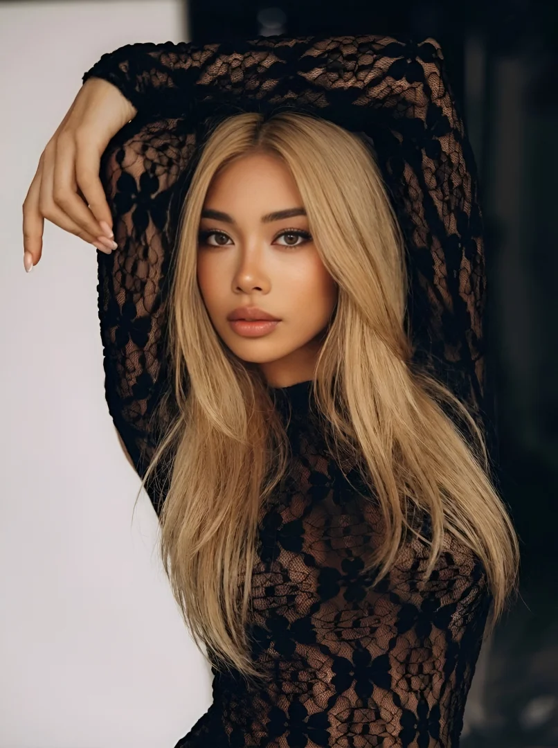 Mia